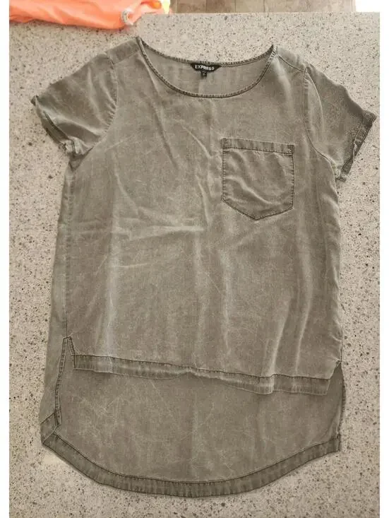 Shirt - Picture 4 of 8